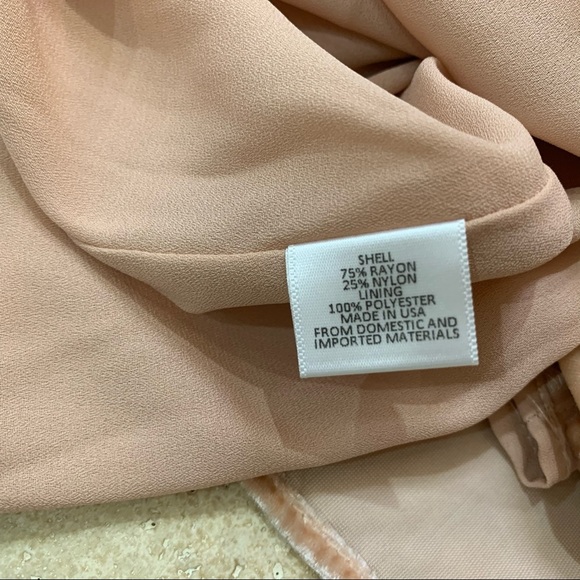 🎁 WAYF Lindon Off-the-Shoulder Velvet Blouse - Picture 8 of 8